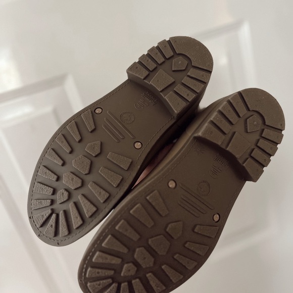 Kamik Boots - Picture 2 of 2